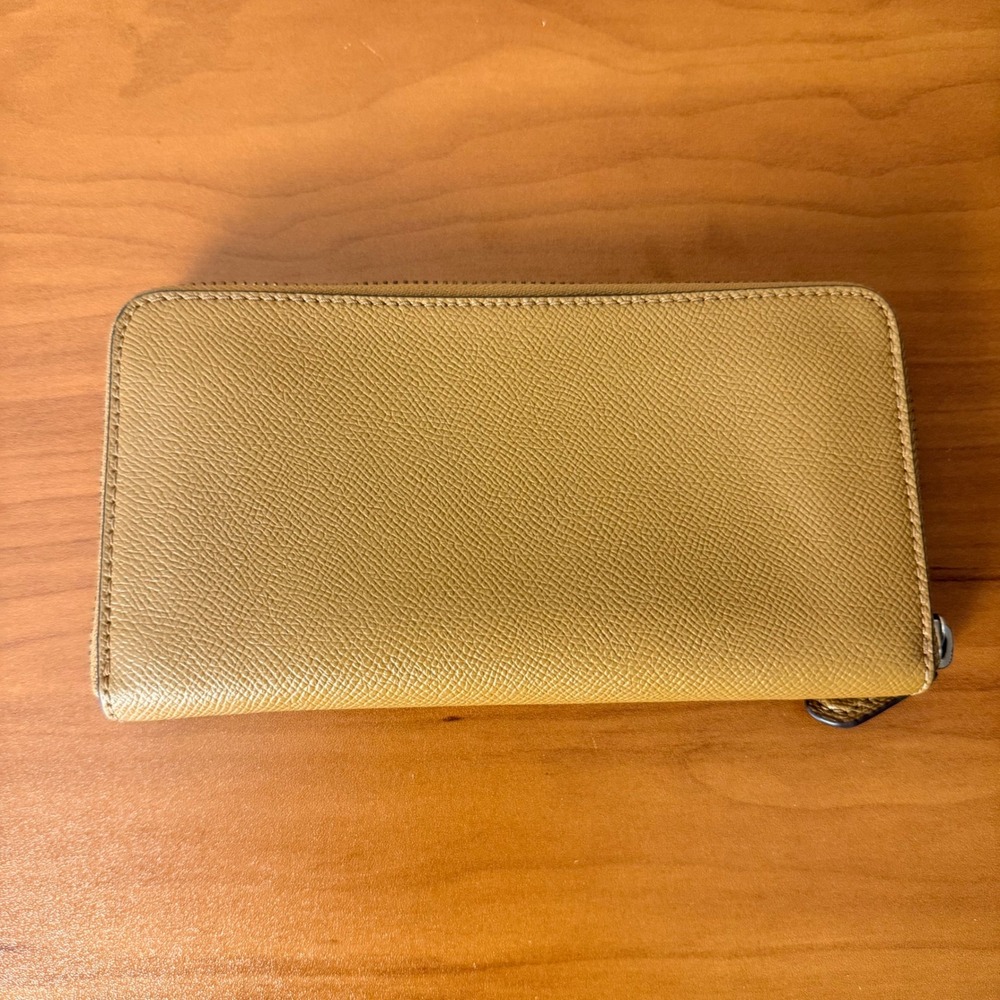 Coach Crossgrain Leather Accordion Zip Wallet Tan Gold Hardware - Picture 5 of 8